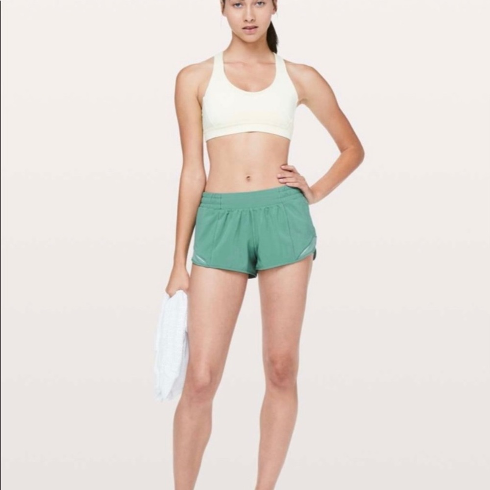 Lululemon Hotty Hot Short II 2.5” Seafoam Green 4